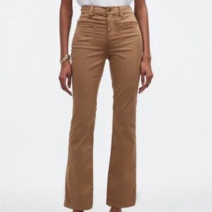 Madewell Kick Out Pants in Garment-Dyed Sateen